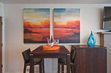 Online design Modern Dining Room by Jeff D. thumbnail