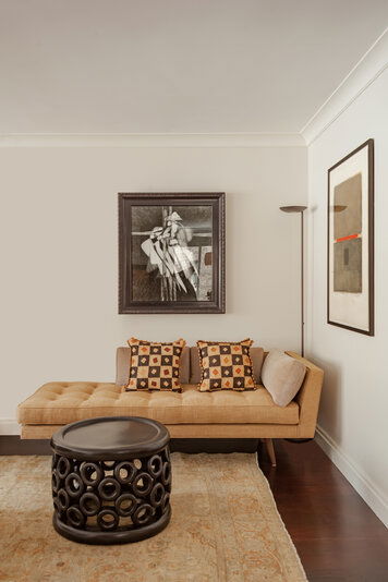 Online design Eclectic Living Room by Leonora M. thumbnail