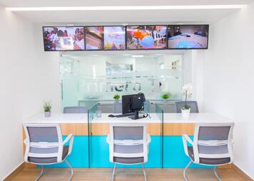 Online design Modern Business/Office by Mariel H. thumbnail