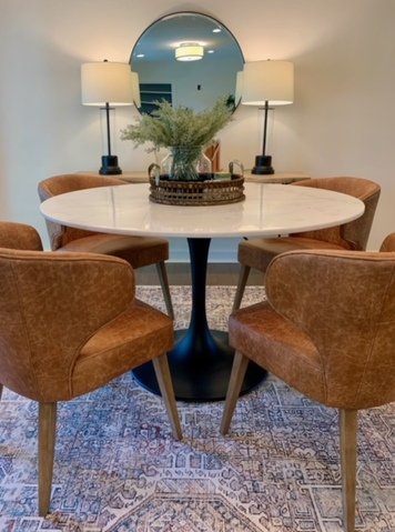 Online design Transitional Dining Room by Olivia M. thumbnail