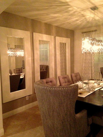 Online design Contemporary Dining Room by Ellen B. thumbnail