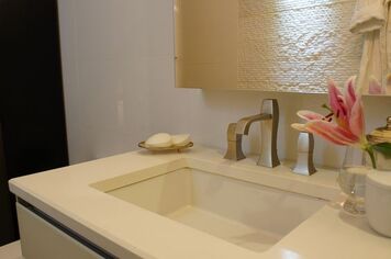 Online design Eclectic Bathroom by Renata G. thumbnail