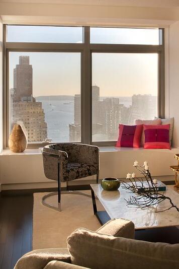 Online design Modern Bedroom by Tarah Y. thumbnail