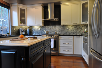 Online design Transitional Kitchen by Anny T. thumbnail