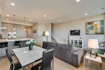 Online design Contemporary Combined Living/Dining by Rachel H. thumbnail