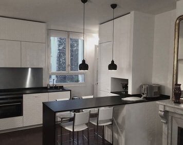 Online design Modern Kitchen by Laura A. thumbnail