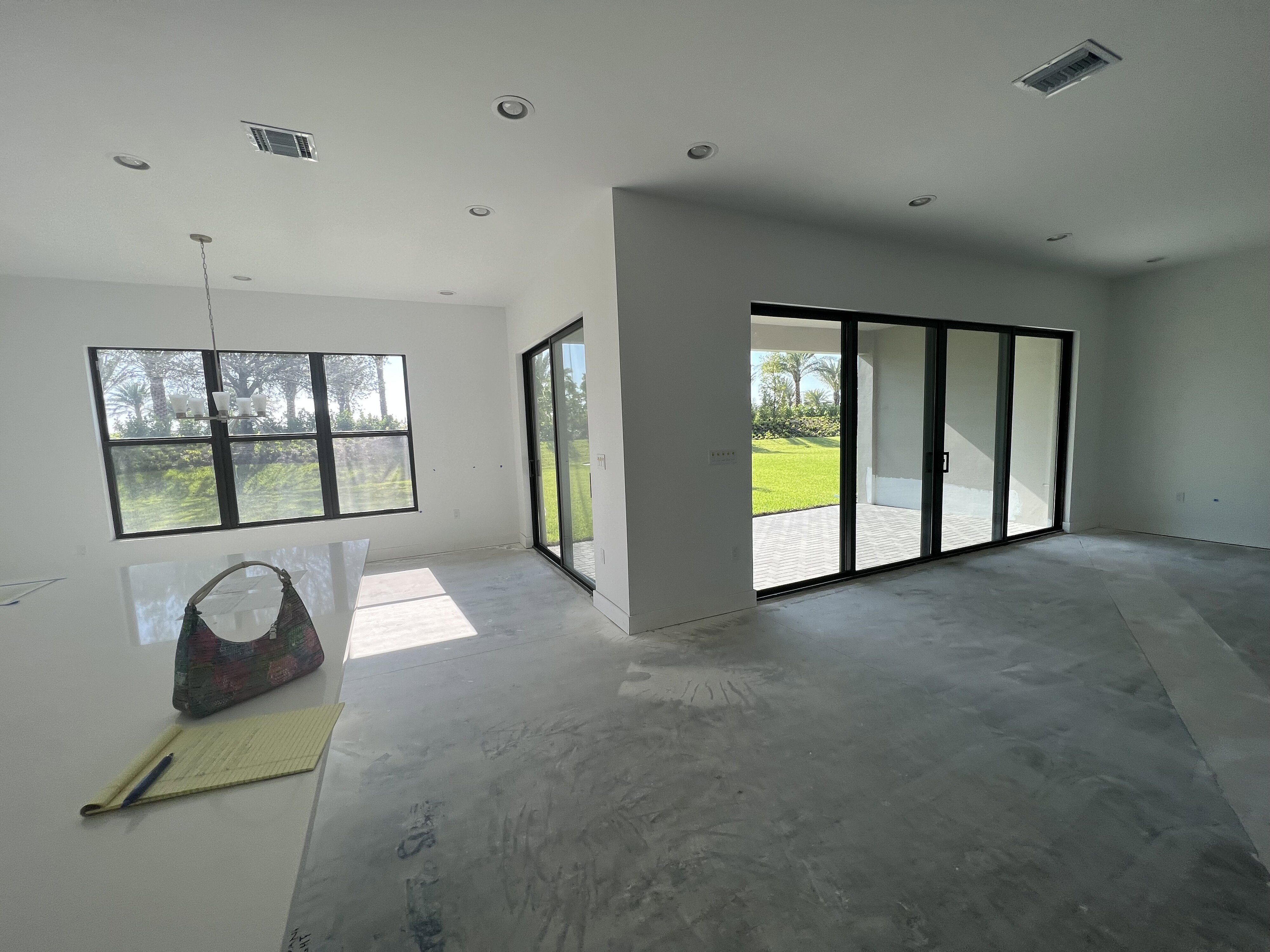 Diseñadores de Interiores en Línea para Combinación de Sala de Estar y Comedor
