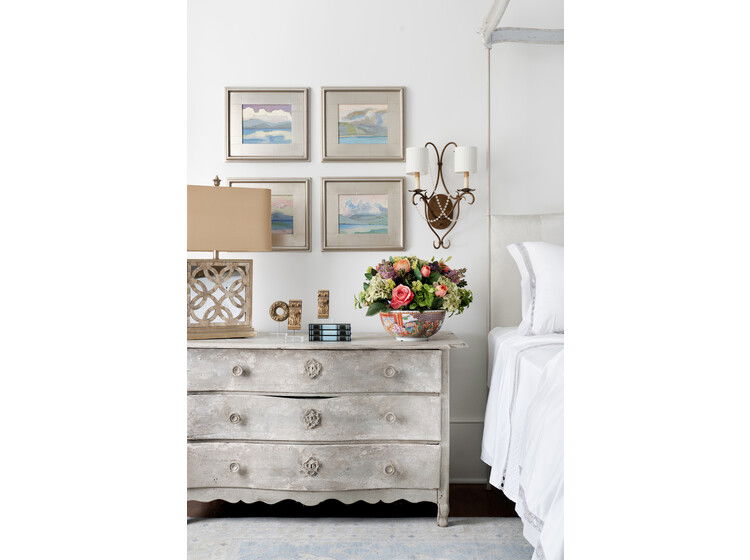 Invite Lauren to your Interior Design Project >