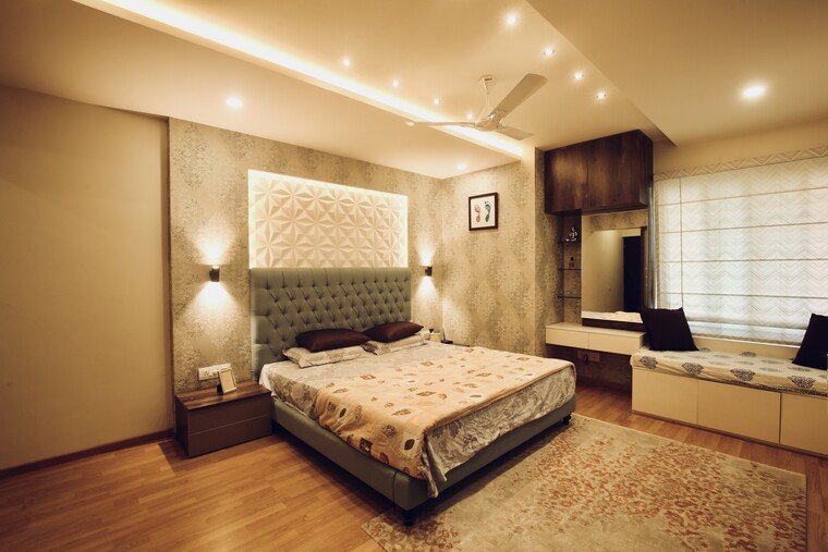Online design Transitional Bedroom by Anup T. thumbnail