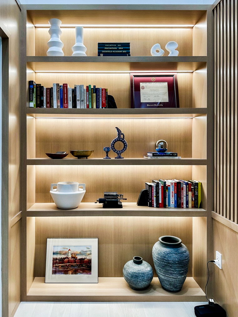 Online design Modern Home Office by Molly I. thumbnail