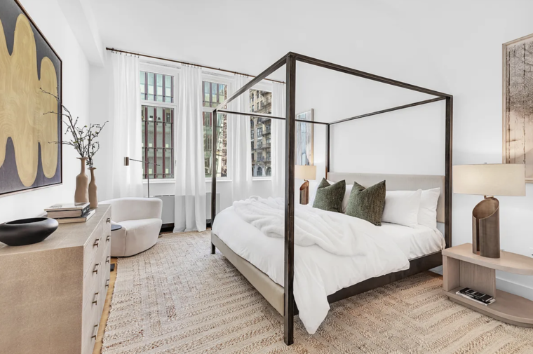 Online design Contemporary Bedroom by Leanna S. thumbnail