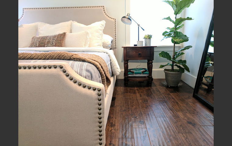 Online design Transitional Bedroom by Muna S. thumbnail