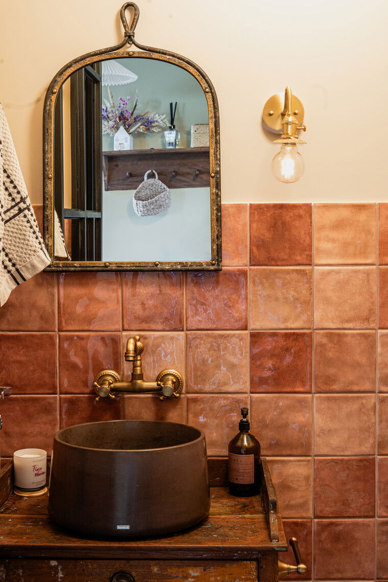 Online design Country/Cottage Bathroom by Gabriela L. thumbnail
