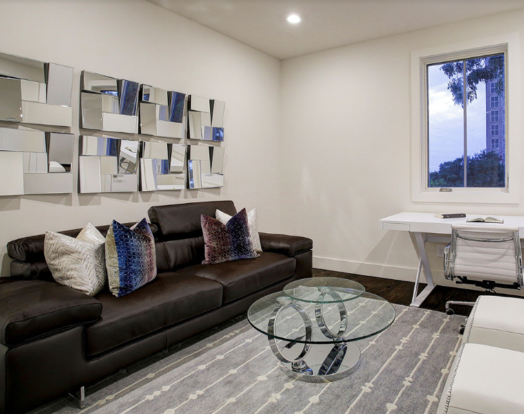 Online design Contemporary Home Office by Eda B. thumbnail