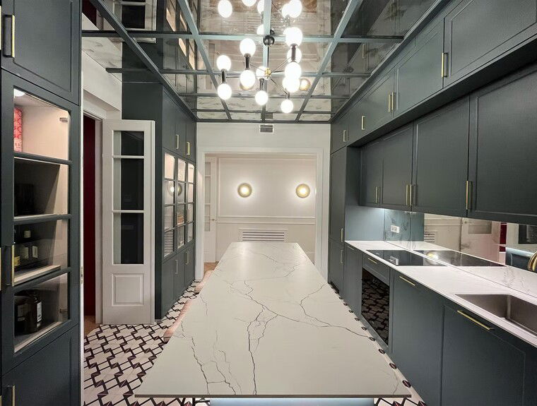 Online design Modern Kitchen by Nacho H. thumbnail