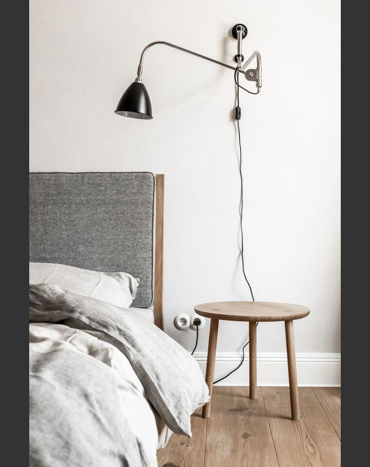 Online design Contemporary Bedroom by Scott T. thumbnail