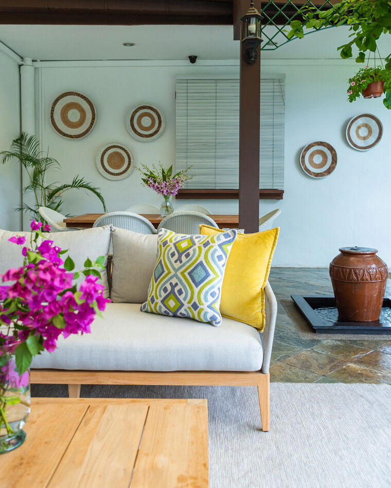 Online design Country/Cottage Patio by Nazli U. thumbnail
