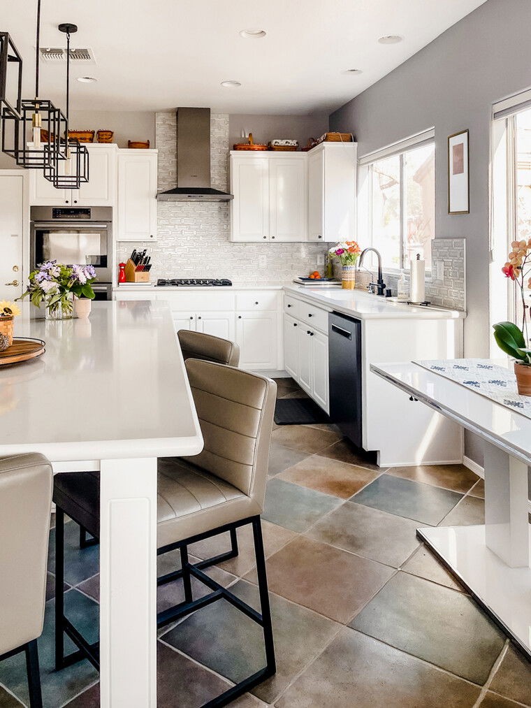 Diseño en línea de Cocina Contemporánea por Molly I. miniatura
