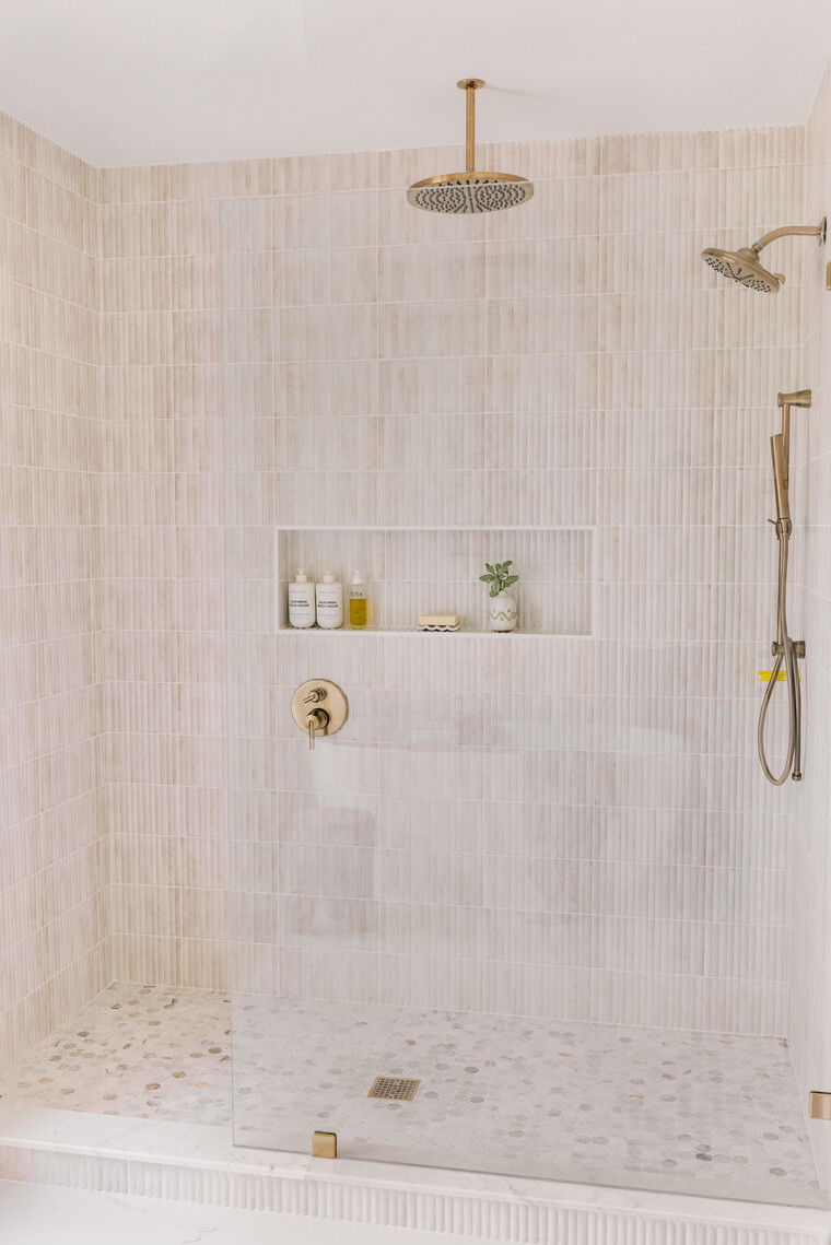 Online design Beach Bathroom by Maja E. thumbnail