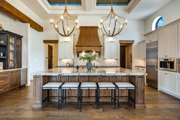 Online design Transitional Kitchen by Erica G. thumbnail