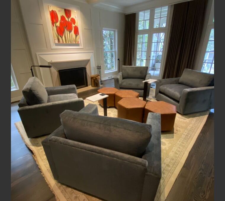 Online design Contemporary Living Room by Jasmine M. thumbnail