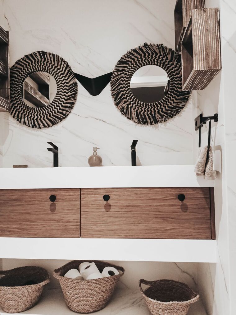 Online design Country/Cottage Bathroom by Ana V. thumbnail