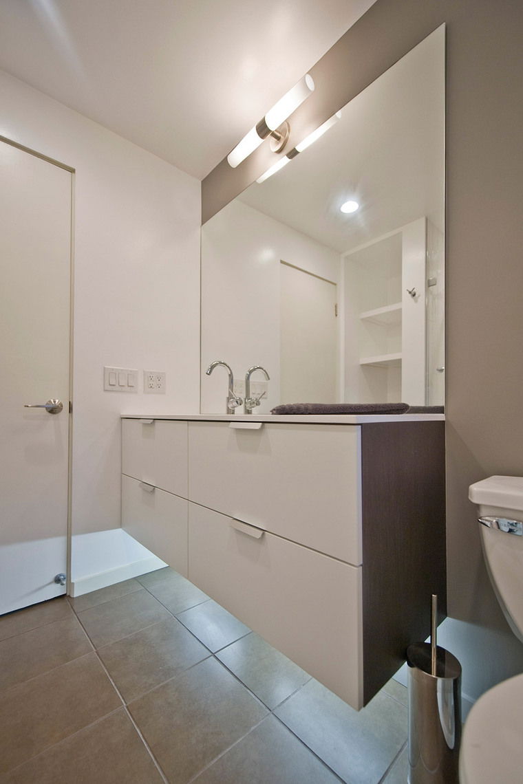 Diseño en línea Baño Moderno por Jeff D. miniatura