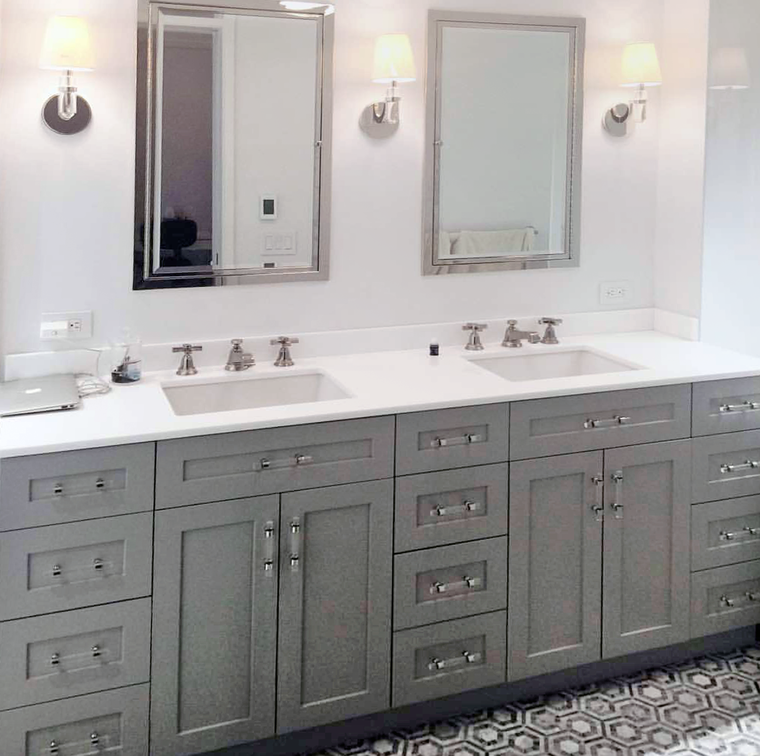 Diseño en línea de Baño Transitional por Foster C. miniatura