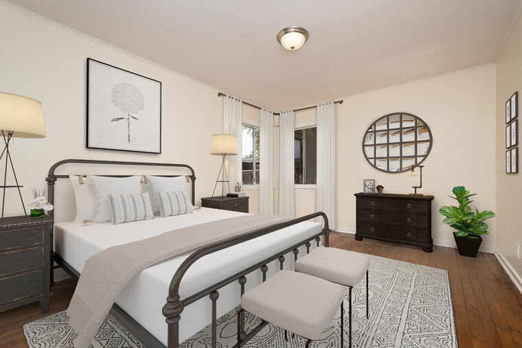 Online design Country/Cottage Bedroom by Lisa D. thumbnail