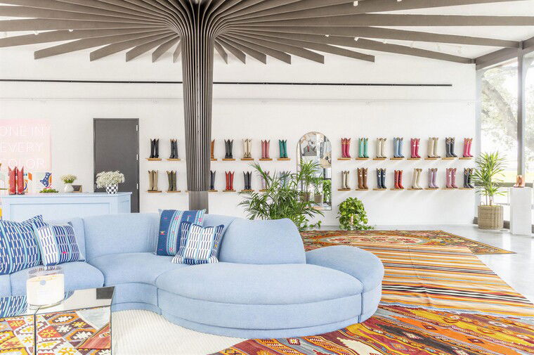 Online design Modern Business: 1 Space by Jessica Z. thumbnail