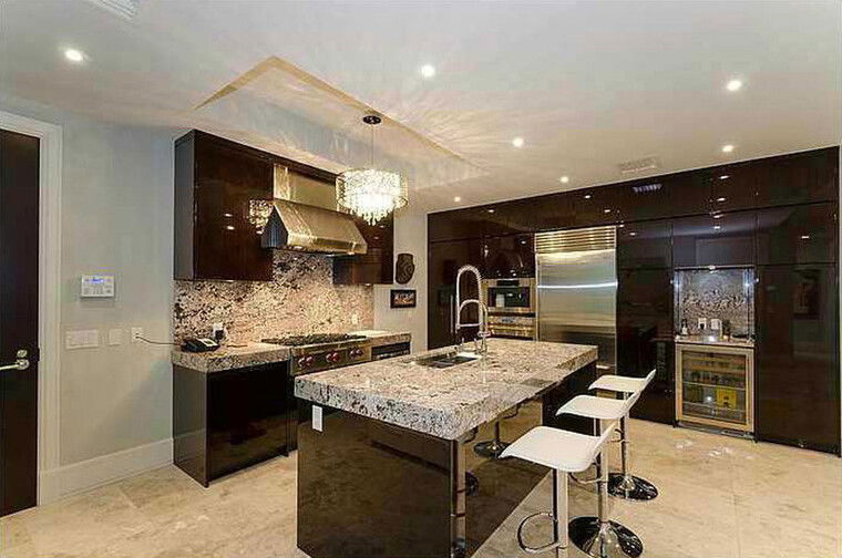 Online design Transitional Kitchen by Amy F.  thumbnail