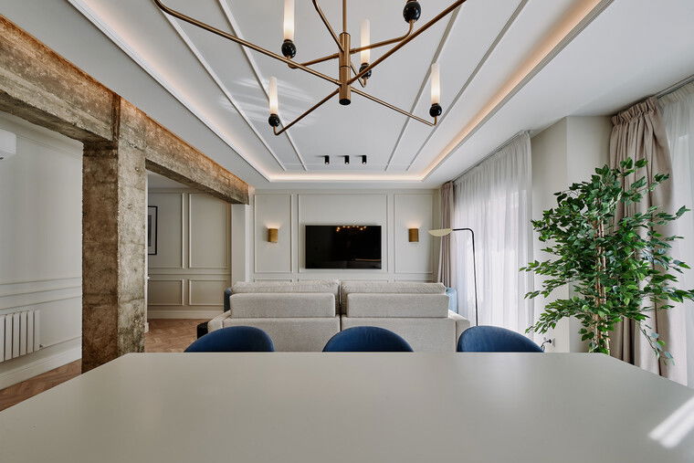 Online design Contemporary Combined Living/Dining by Julieta P. thumbnail