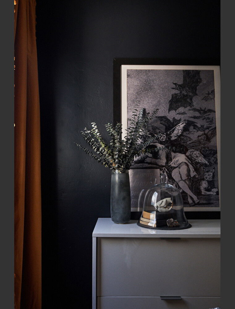 Diseño en línea Dormitorio moderno por Caity H. miniatura