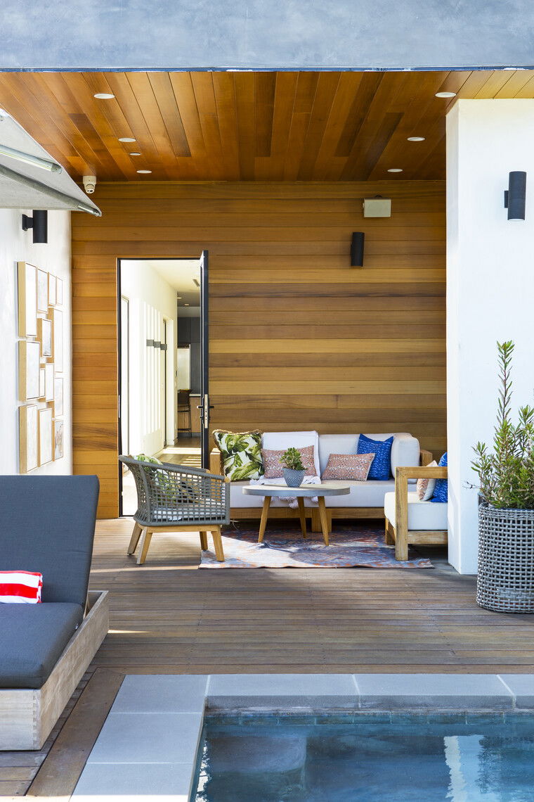 Online design Contemporary Patio by Lori D. thumbnail