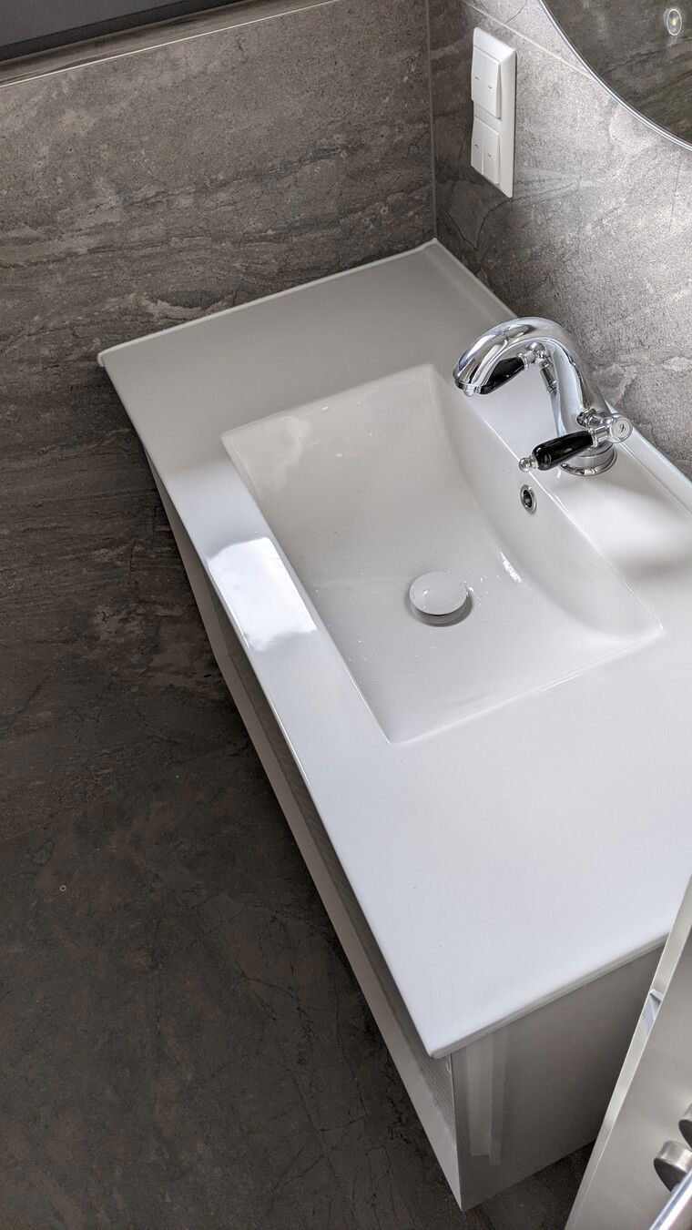 Diseño en línea Baño Moderno por Blanca C. miniatura