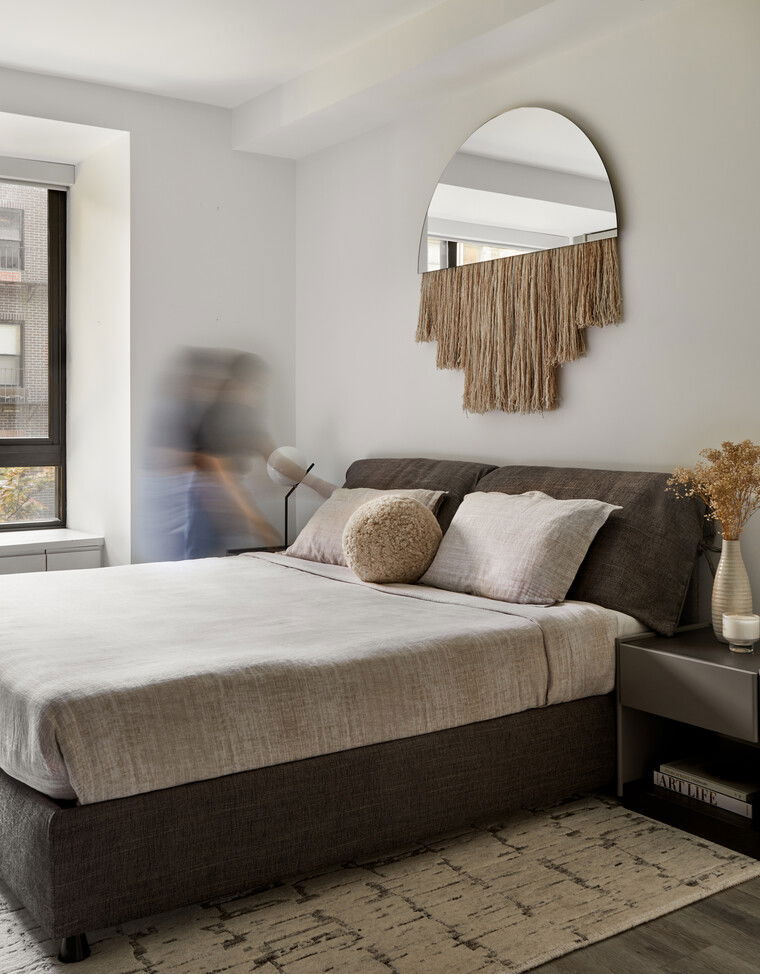 Online design Modern Bedroom by Devanshi S. thumbnail