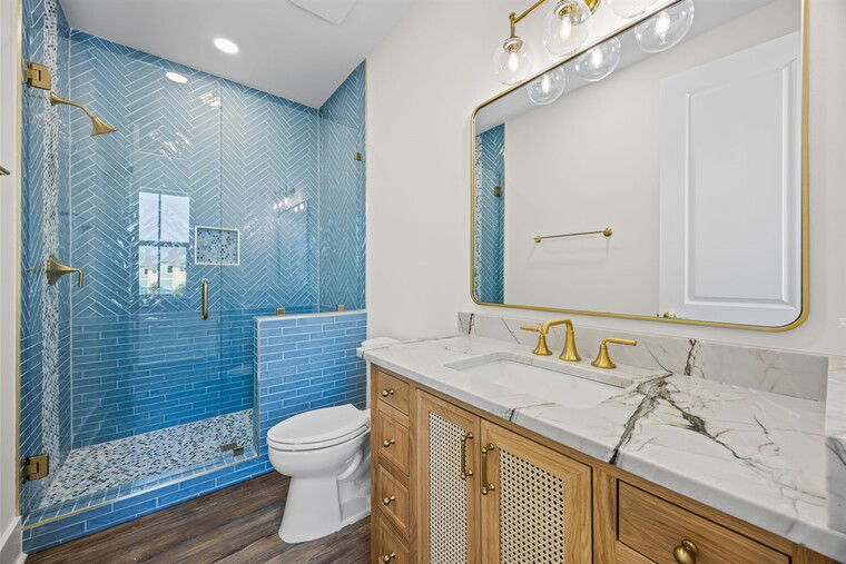 Online design Beach Bathroom by Liana S. thumbnail