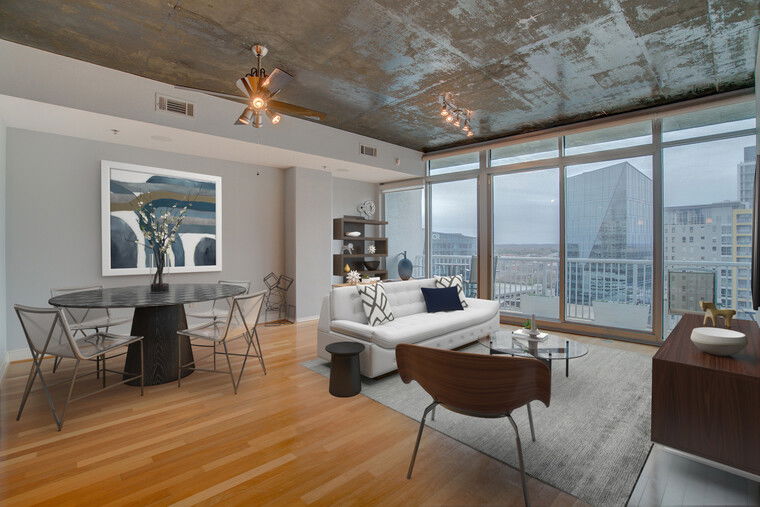 Online design Modern Combined Living/Dining by Lisa D. thumbnail