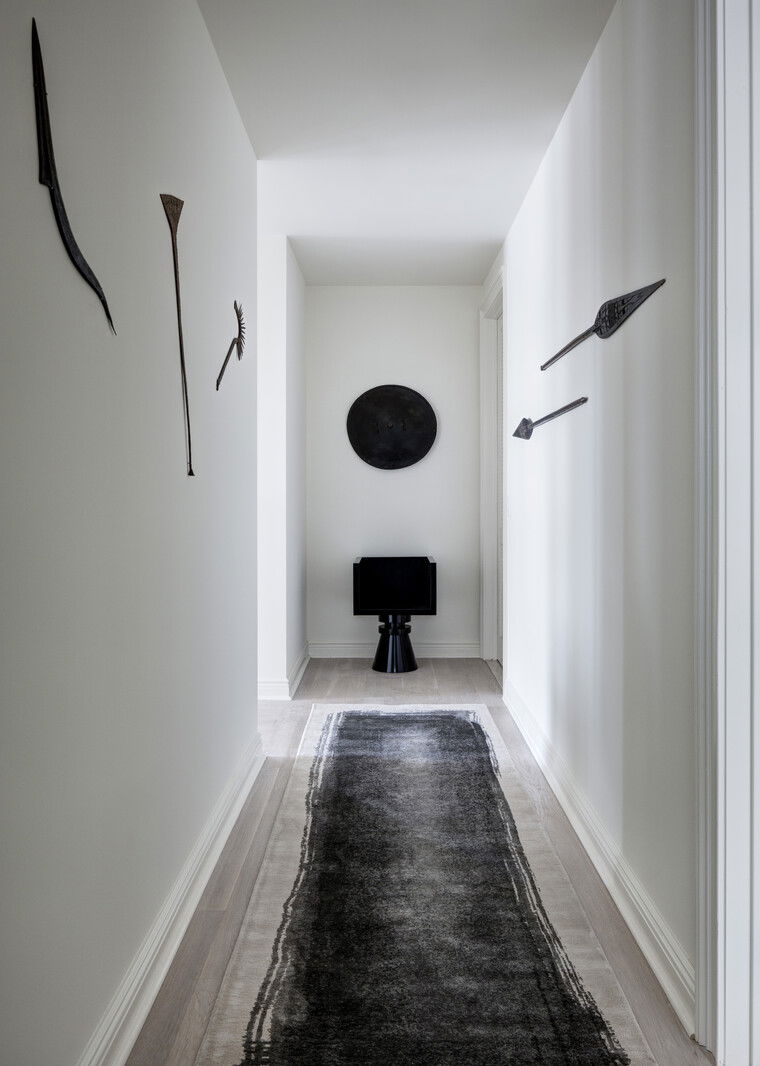 Online design Modern Hallway/Entry by Catherine W. thumbnail