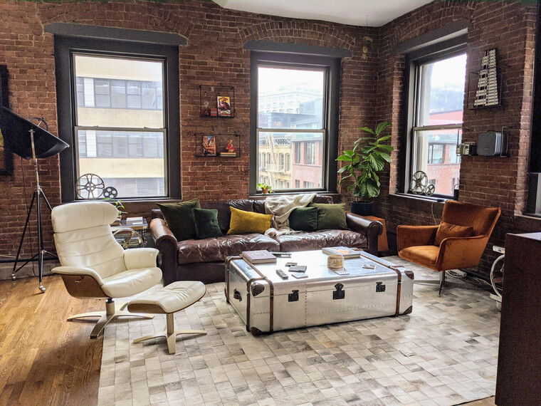 Online design Eclectic Living Room by Joyce H. thumbnail