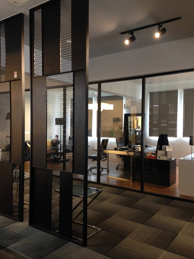 Online design Contemporary Business by Ibrahim H. thumbnail