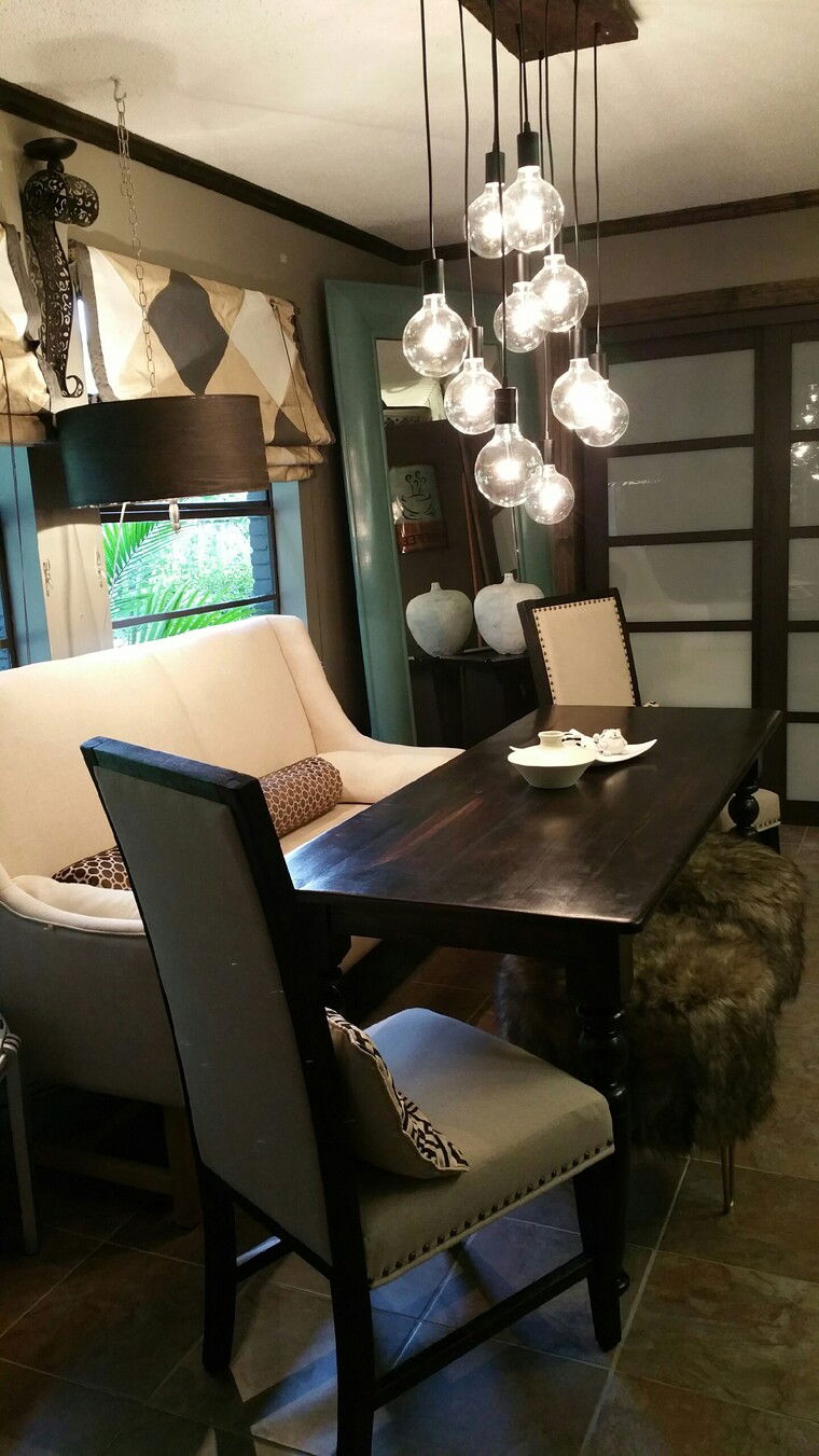 Online design Transitional Dining Room by Catz D. thumbnail