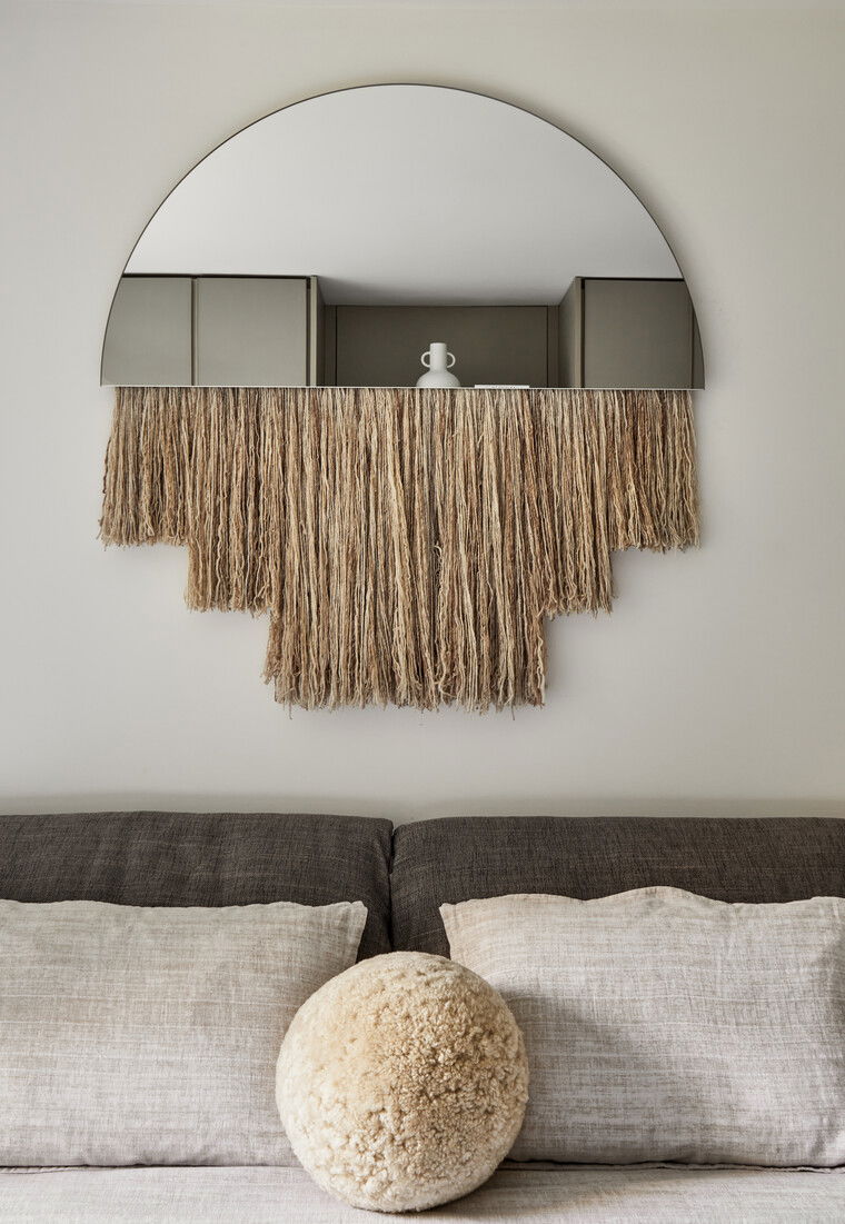 Online design Modern Bedroom by Devanshi S. thumbnail