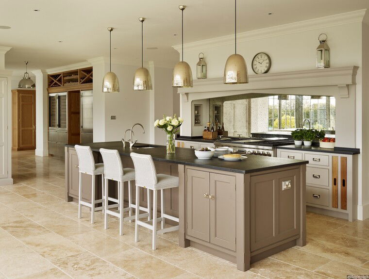 Online design Traditional Kitchen by Mary L. thumbnail