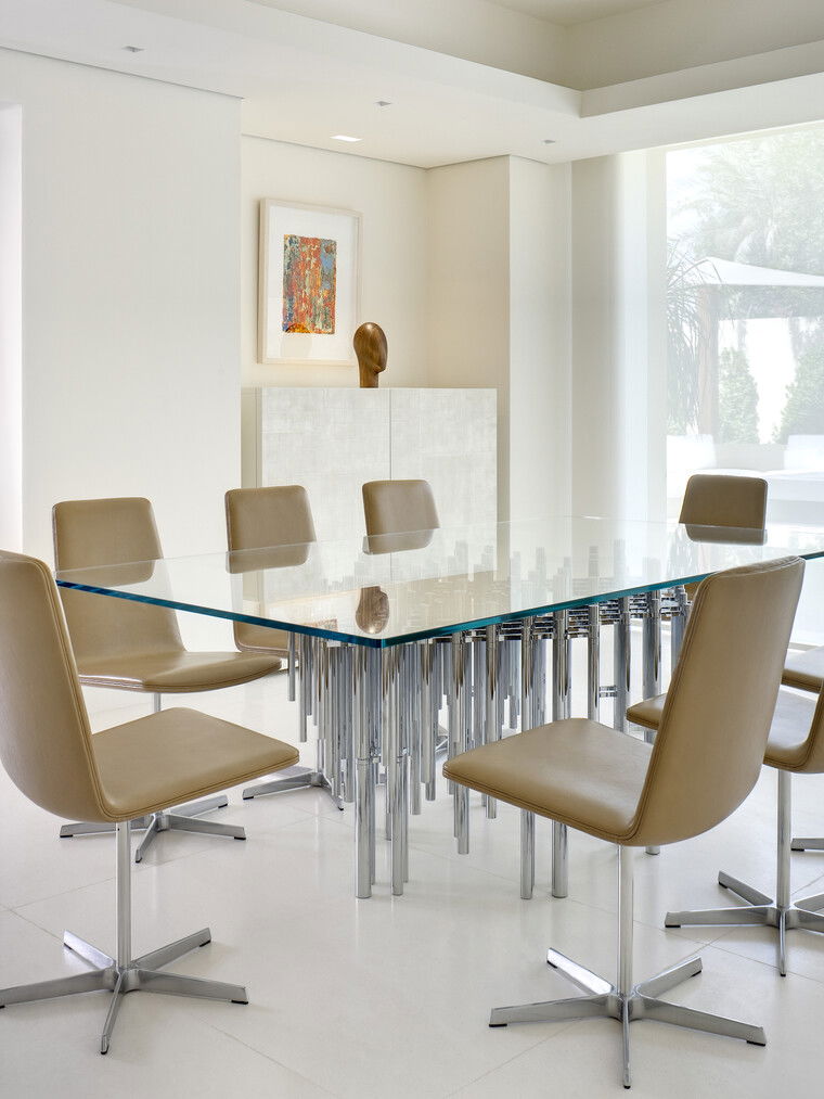 Online design Contemporary Dining Room by Catherine W. thumbnail