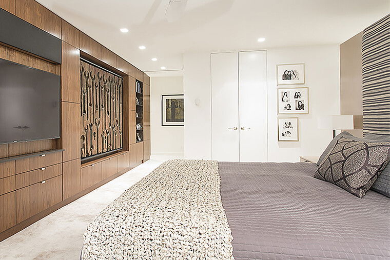 Online design Contemporary Bedroom by Susan W. thumbnail