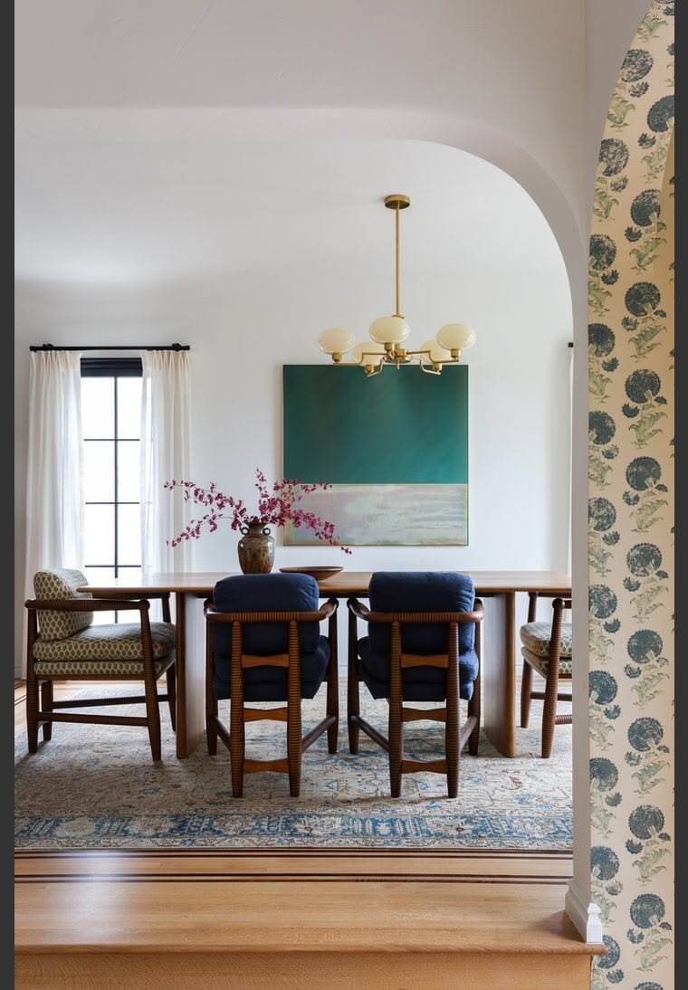 Online design Transitional Dining Room by Meriol P. thumbnail
