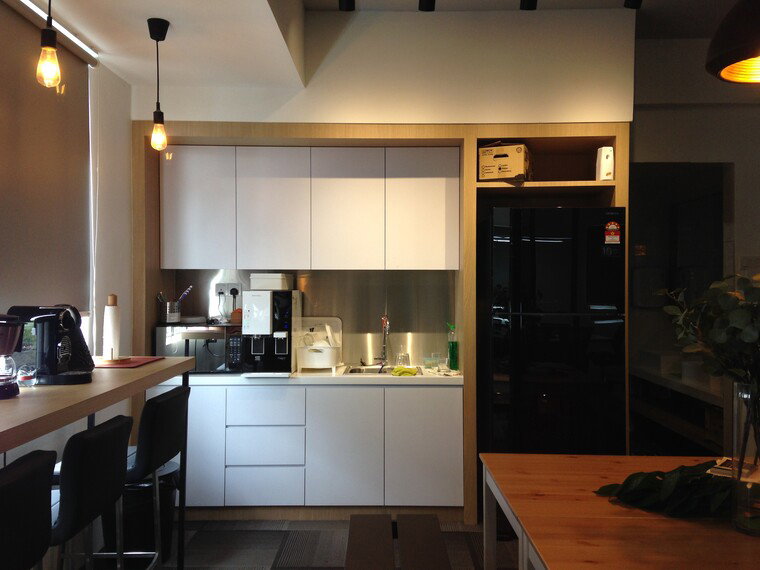 Online design Contemporary Business by Ibrahim H. thumbnail