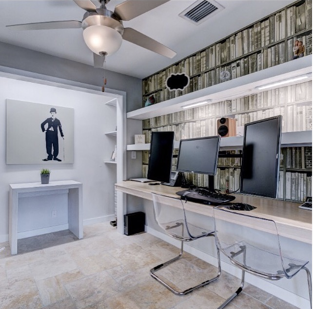 Online design Transitional Home Office by Laura C. thumbnail