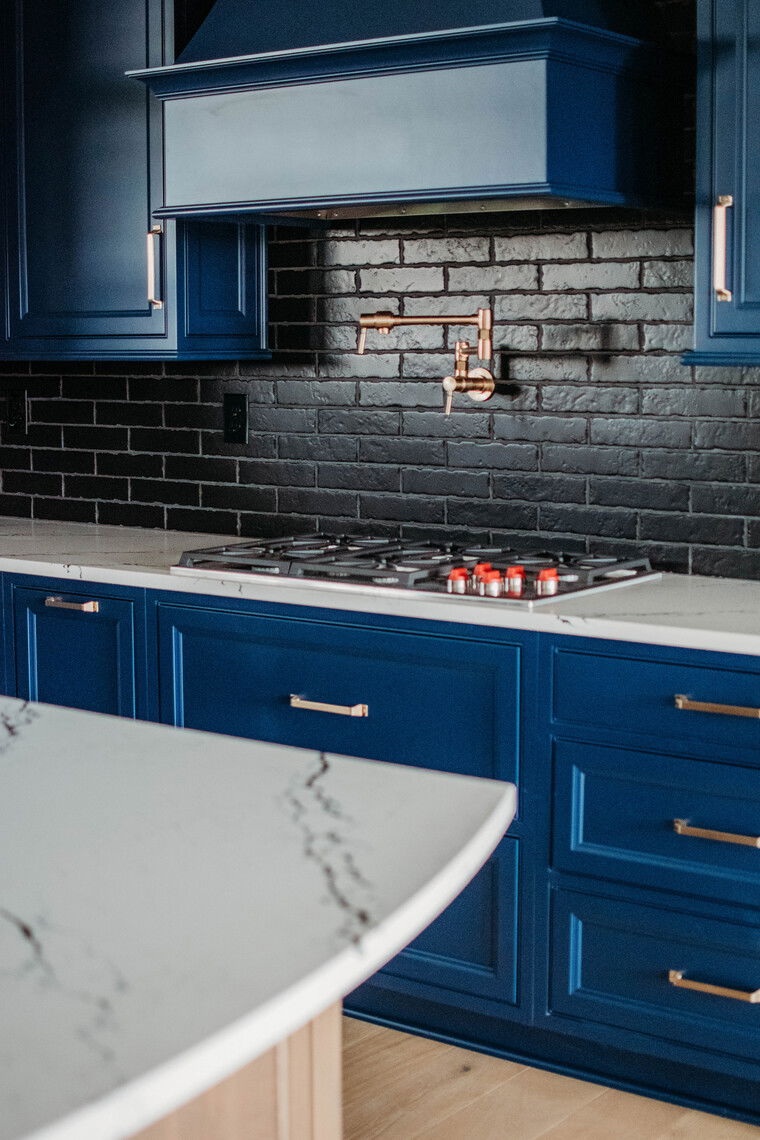 Online design Modern Kitchen by Katrina M. thumbnail